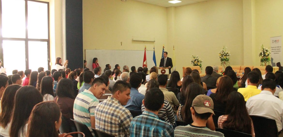 LANZAMIENTO DEL CENTRO DE ORIENTACIÓN DE CARRERA