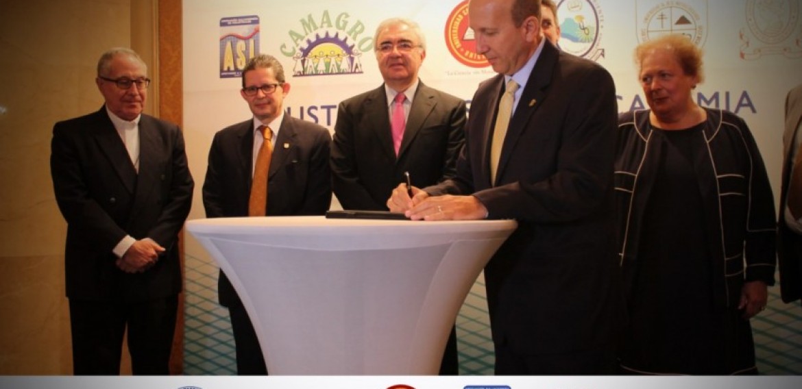 LA UNIVERSIDAD CATÓLICA DE EL SALVADOR (UNICAES) DIRIGIRÁ EL CLÚSTER DE AGRO-ALIMENTOS