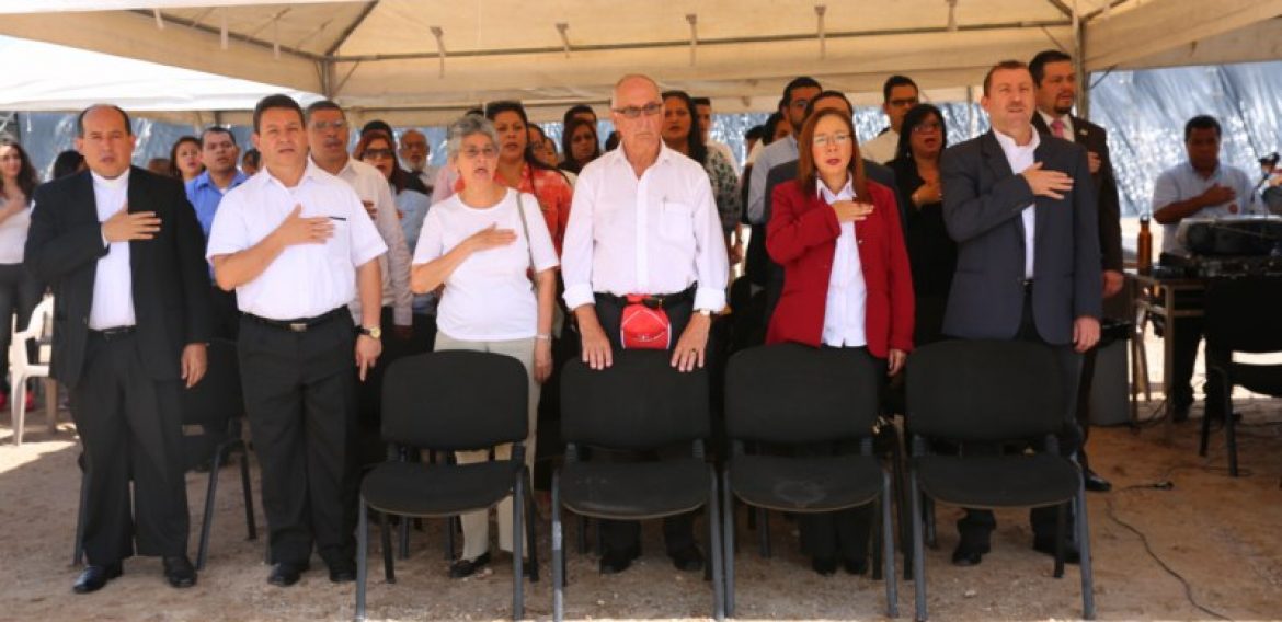 ACTO DE COLOCACIÓN DE LA PRIMERA PIEDRA DE NUEVOS EDIFICIOS EN LA UNIVERSIDAD CATÓLICA DE EL SALVADOR