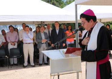 ACTO DE COLOCACIÓN DE LA PRIMERA PIEDRA DE NUEVOS EDIFICIOS EN LA UNIVERSIDAD CATÓLICA DE EL SALVADOR