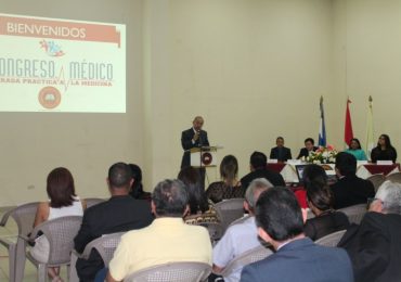 IV CONGRESO MÉDICO DE LA UNICAES: UNA MIRADA PRÁCTICA A LA MEDICINA