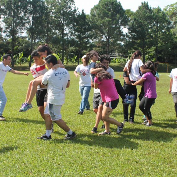 SEMANA DE INGENIERÍA Y ARQUITECTURA 2016 «FORTALECIENDO LA RELACIÓN UNIVERSIDAD-INDUSTRIA»
