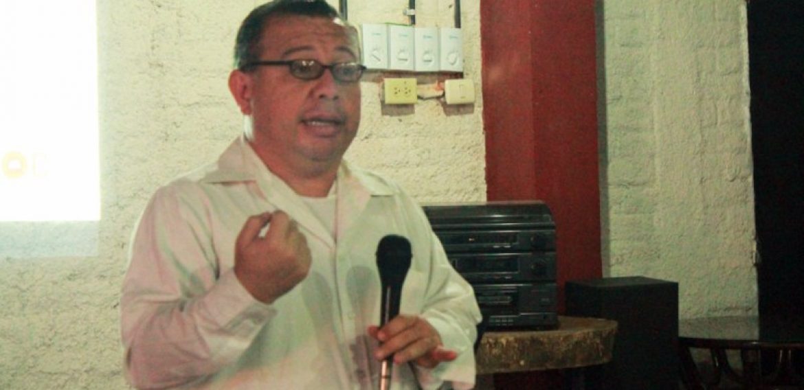 LA UNICAES APOYA ACTIVIDADES DE EMPRENDIMIENTO JUVENIL