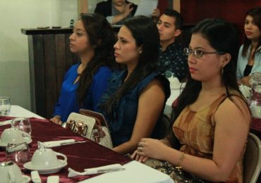 LA UNICAES APOYA ACTIVIDADES DE EMPRENDIMIENTO JUVENIL