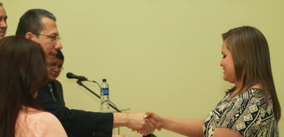 UNICAES FORMA A PROFESIONALES DE LA SALUD EN BIOÉTICA