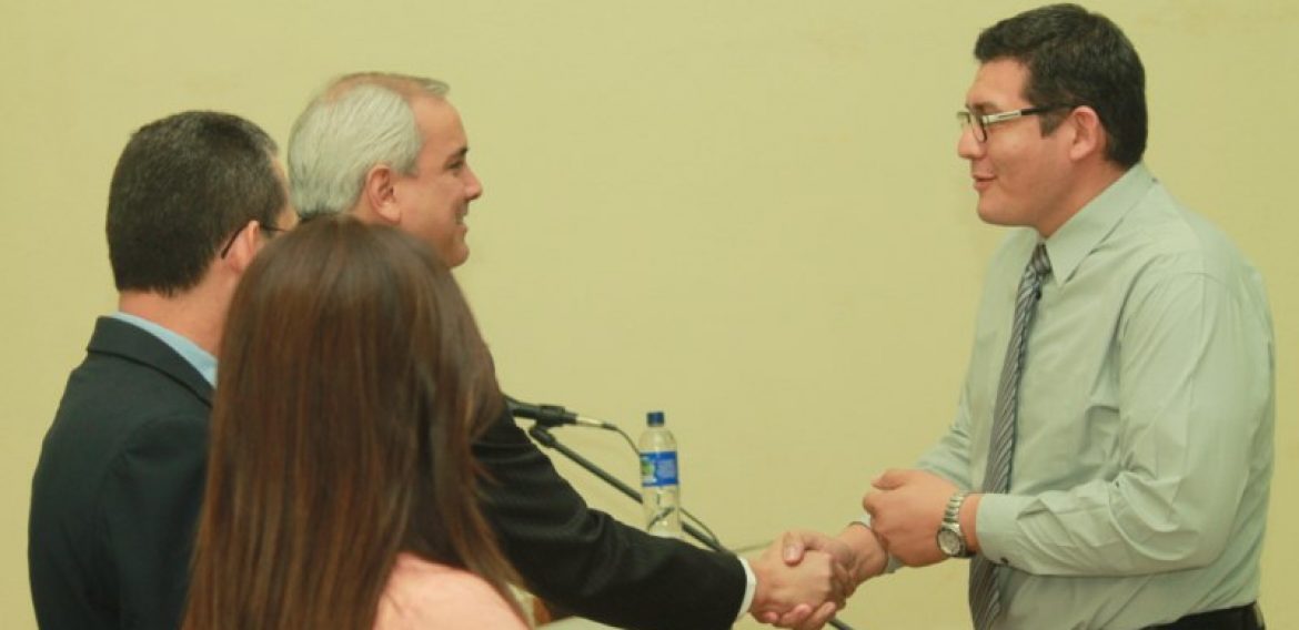UNICAES FORMA A PROFESIONALES DE LA SALUD EN BIOÉTICA