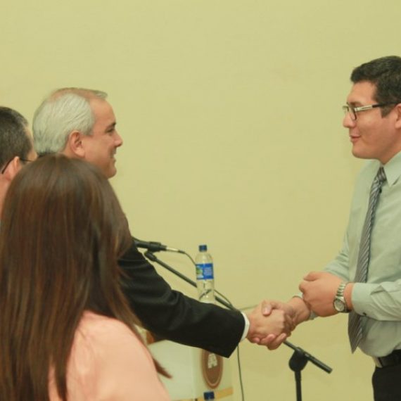 UNICAES FORMA A PROFESIONALES DE LA SALUD EN BIOÉTICA