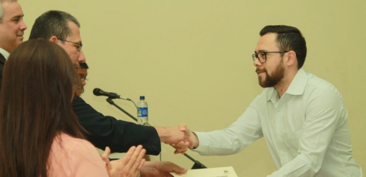 UNICAES FORMA A PROFESIONALES DE LA SALUD EN BIOÉTICA