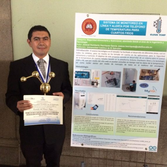 UNICAES SE ACREDITA EL PRIMER LUGAR DEL PREMIO NACIONAL EN CIENCIA Y TECNOLOGIA 2016