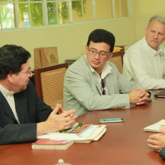 CONVENIO DE COOPERACIÓN ENTRE UNICAES Y UNIVERSIDAD INTERCULTURAL DE MÉXICO