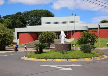 BIBLIOTECA MIGUEL DE CERVANTES: HACIA LA DIGITALIZACIÓN DE LA INFORMACIÓN