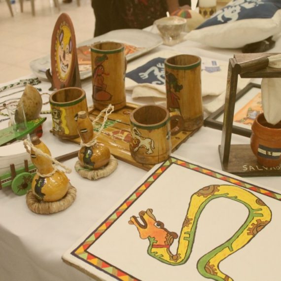 DINAMIZAN DESARROLLO ECONÓMICO ARTESANAL