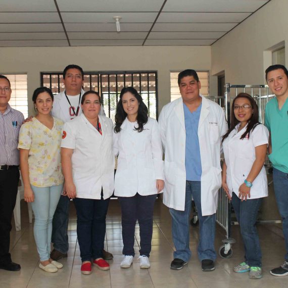 ATENCIÓN MÉDICA EN EL SECTOR EL RESBALADERO