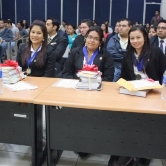 ESCUELA DE JURISPRUDENCIA Y CIENCIAS SOCIALES REALIZA X CONCURSO INTRAUNIVERSITARIO DE LITIGACIÓN ORAL