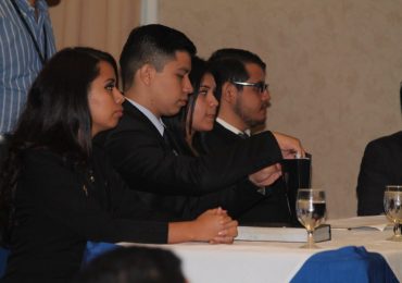 UNICAES OBTIENE EL SEGUNDO LUGAR EN EL “XII CONCURSO INTERUNIVERSITARIO DE LITIGACIÓN ORAL 2014”