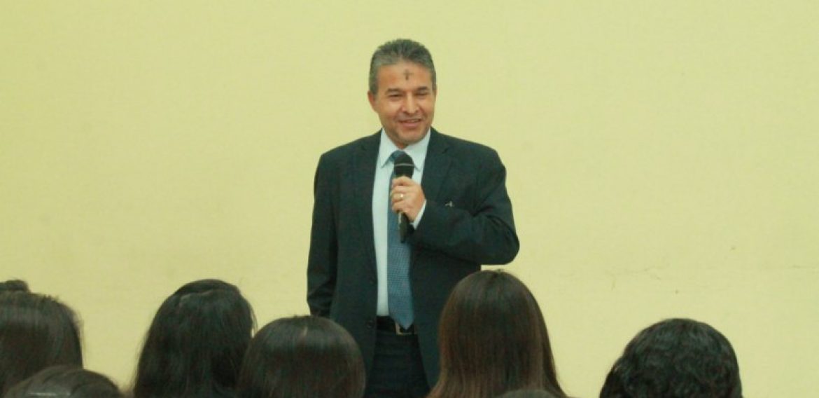 RECTOR DEL CENTRO UNIVERSITARIO INCARNATE WORD VISITA UNICAES