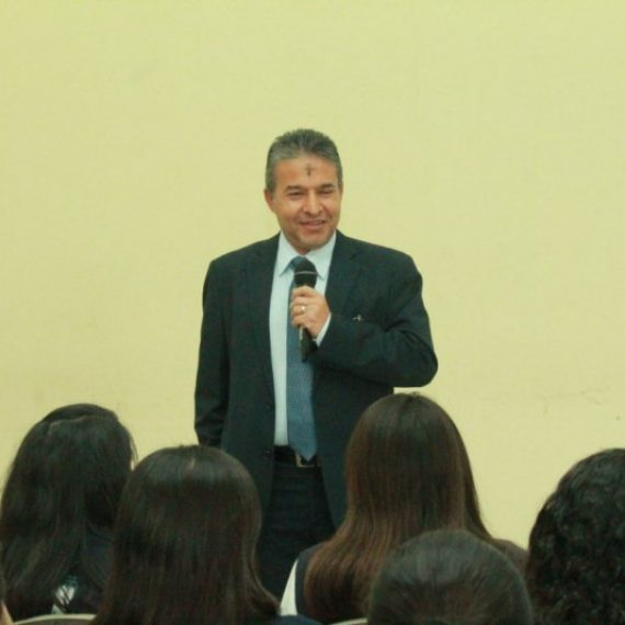 RECTOR DEL CENTRO UNIVERSITARIO INCARNATE WORD VISITA UNICAES