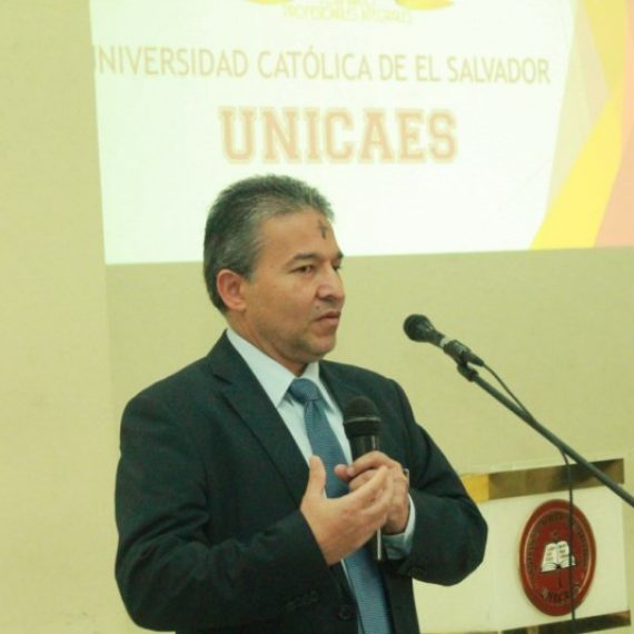 RECTOR DEL CENTRO UNIVERSITARIO INCARNATE WORD VISITA UNICAES