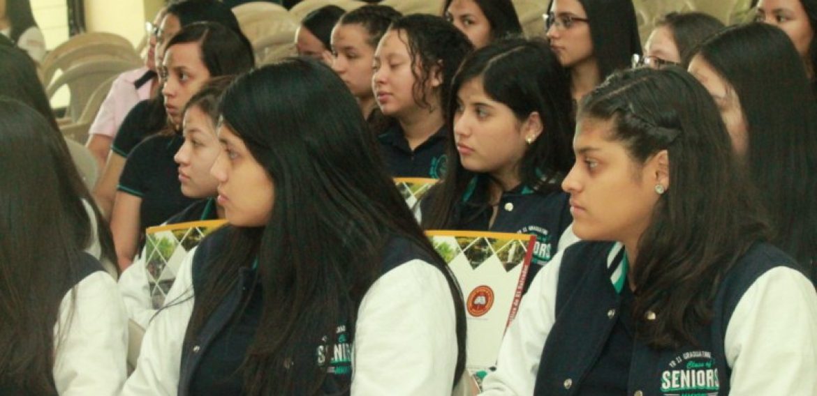 RECTOR DEL CENTRO UNIVERSITARIO INCARNATE WORD VISITA UNICAES