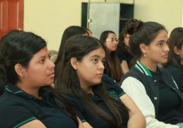 RECTOR DEL CENTRO UNIVERSITARIO INCARNATE WORD VISITA UNICAES