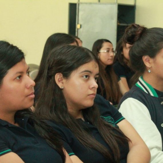 RECTOR DEL CENTRO UNIVERSITARIO INCARNATE WORD VISITA UNICAES