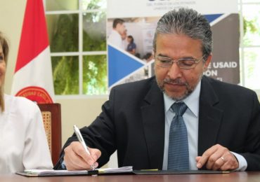 UNICAES Y USAID CELEBRAN EL INICIO DE DOS PROYECTOS DE INVESTIGACIÓN