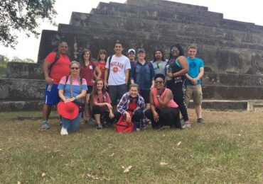 VISITA DE ARKANSAS UNIVERSITY A UNICAES: UNA EXPERIENCIA INTERCULTURAL