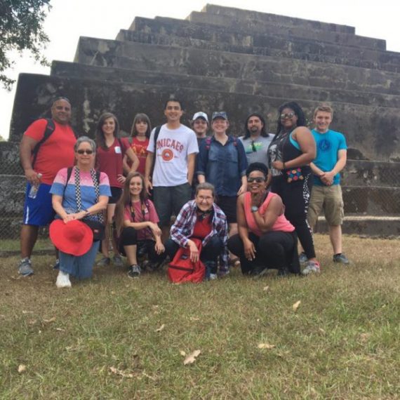 VISITA DE ARKANSAS UNIVERSITY A UNICAES: UNA EXPERIENCIA INTERCULTURAL