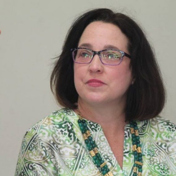 VISITA DE LA EMBAJADORA DE ESTADOS UNIDOS A UNICAES, ILOBASCO