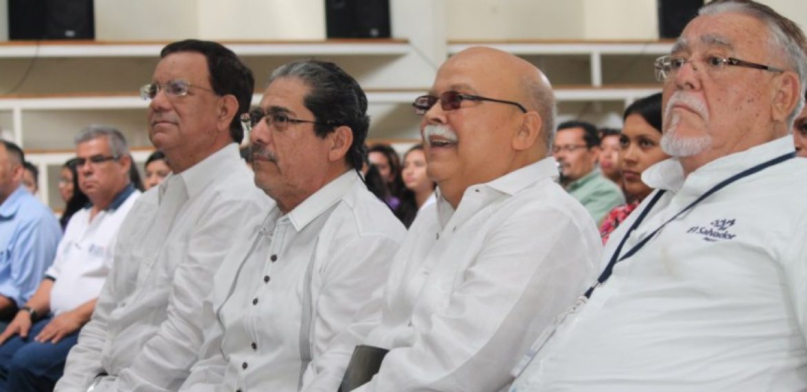 UNICAES RECIBE A MINISTRO DE TURISMO EN LA SEDE REGIONAL DE ILOBASCO