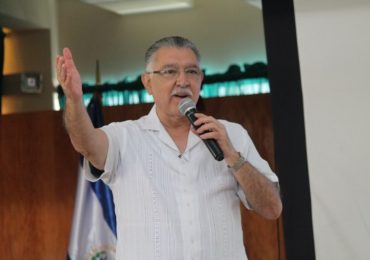 UNICAES RECIBE A MINISTRO DE TURISMO EN LA SEDE REGIONAL DE ILOBASCO