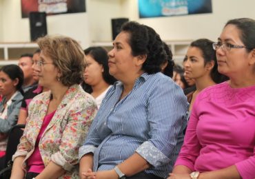 UNICAES RECIBE A MINISTRO DE TURISMO EN LA SEDE REGIONAL DE ILOBASCO