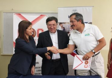 UNICAES CELEBRA CONVENIO DE COOPERACIÓN CON SECTOR PRODUCTIVO DEL PAÍS