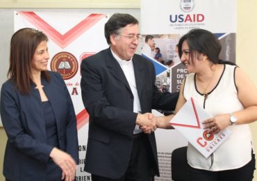 UNICAES CELEBRA CONVENIO DE COOPERACIÓN CON SECTOR PRODUCTIVO DEL PAÍS