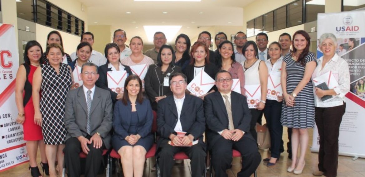 UNICAES CELEBRA CONVENIO DE COOPERACIÓN CON SECTOR PRODUCTIVO DEL PAÍS