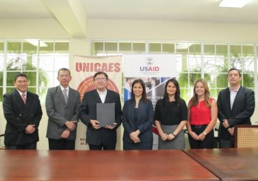 UNICAES Y USAID UNEN ESFUERZOS PARA FORTALECER CAPACIDADES HUMANAS E INSTITUCIONALES