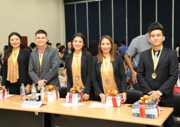 ESTUDIANTES DE CIENCIAS JURIDICAS PARTICIPAN EN PRIMER CONGRESO DE DERECHO Y CONCURSO DE LITIGACIÓN
