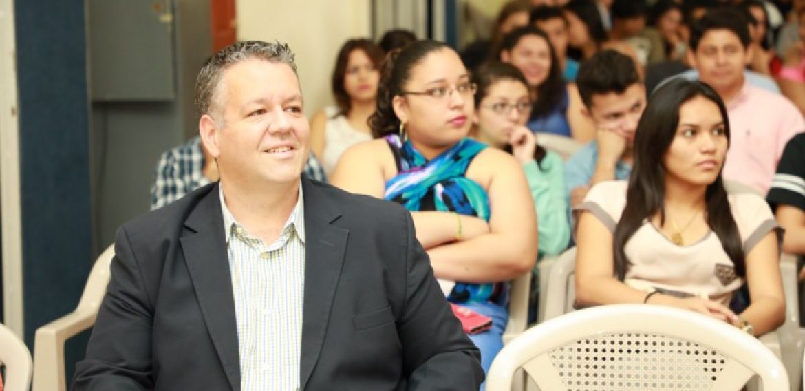 FACULTAD DE CIENCIAS EMPRESARIALES Y CIENCIAS DE LA SALUD CELEBRAN POR 35 AÑOS DE UNICAES
