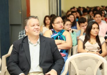 FACULTAD DE CIENCIAS EMPRESARIALES Y CIENCIAS DE LA SALUD CELEBRAN POR 35 AÑOS DE UNICAES