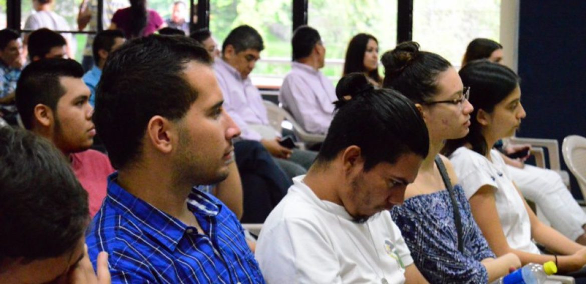 FACULTAD DE INGENIERÍA Y ARQUITECTURA APORTA A SEMANA CULTURAL POR 35 AÑOS