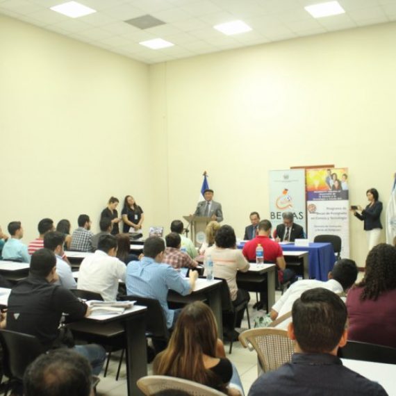 Expobecas: oportunidades de becas de post-grado en el extranjero