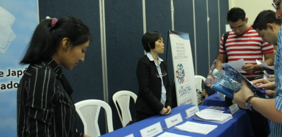Expobecas: oportunidades de becas de post-grado en el extranjero