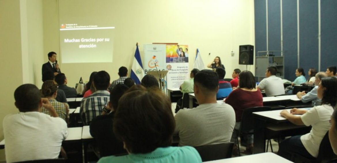 Expobecas: oportunidades de becas de post-grado en el extranjero