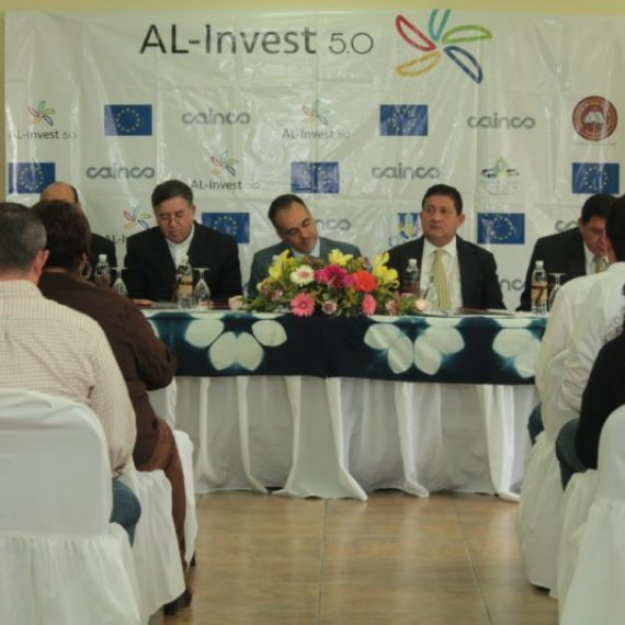 Firma del convenio para el proyecto  Articulación Comercial del sector artesanal en el Trifinio Centroamericano