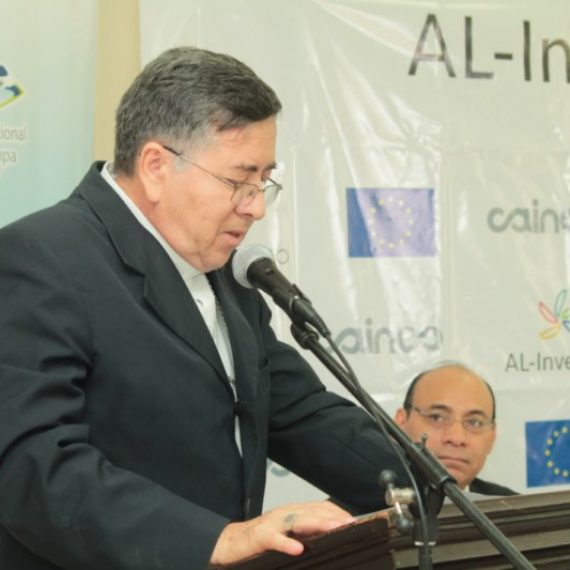 Firma del convenio para el proyecto  Articulación Comercial del sector artesanal en el Trifinio Centroamericano