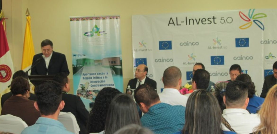 Firma del convenio para el proyecto  Articulación Comercial del sector artesanal en el Trifinio Centroamericano