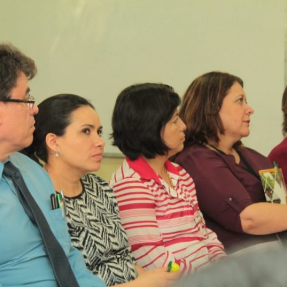 Firma del convenio para el proyecto  Articulación Comercial del sector artesanal en el Trifinio Centroamericano