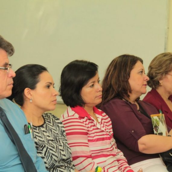 Firma del convenio para el proyecto  Articulación Comercial del sector artesanal en el Trifinio Centroamericano