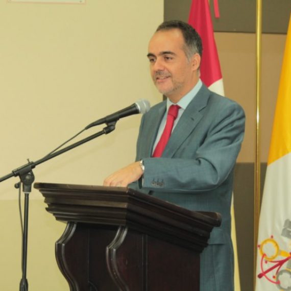 Firma del convenio para el proyecto  Articulación Comercial del sector artesanal en el Trifinio Centroamericano