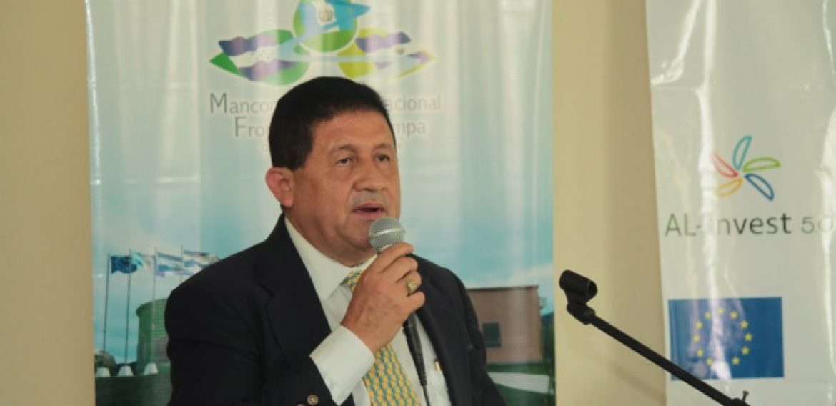 Firma del convenio para el proyecto  Articulación Comercial del sector artesanal en el Trifinio Centroamericano